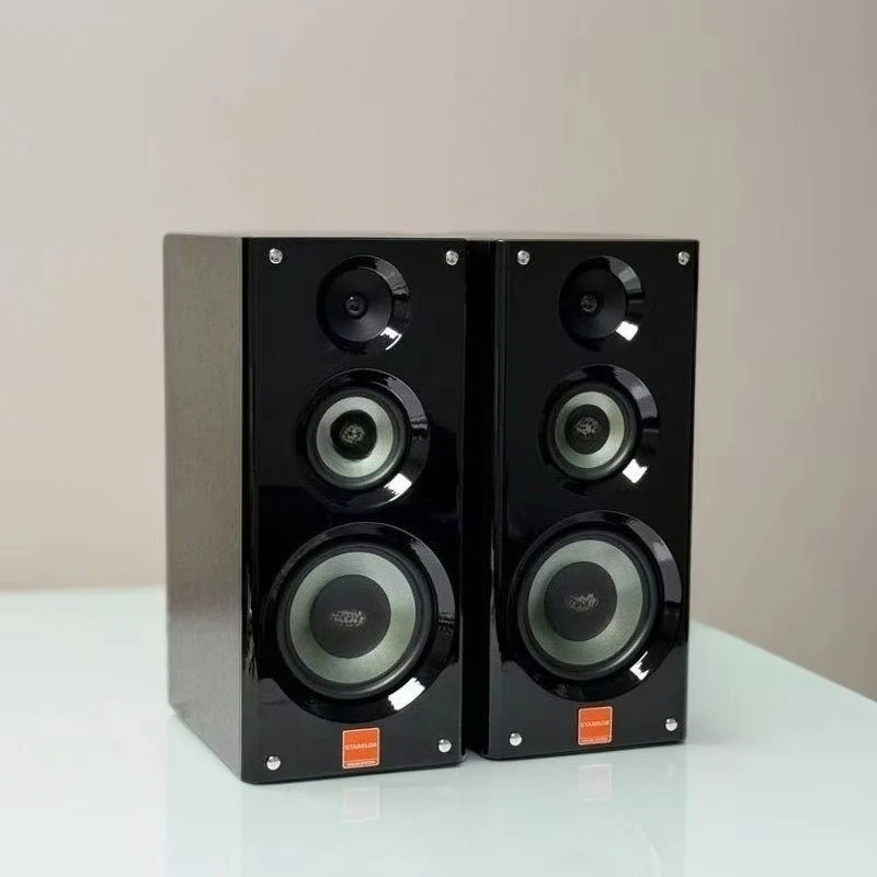 8-Inch three-way bookshelf speaker with deepened cabinet paint design 80w-300 watts output power strong bass