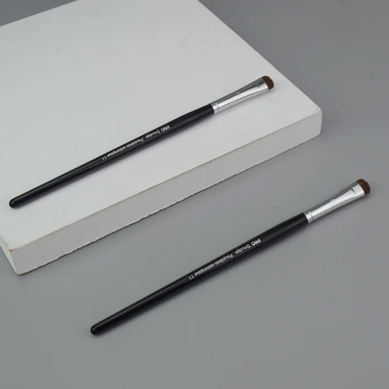 Professional Makeup Brush SEP #11 Flat Halo Dye Eye Shadow Brush Local Fine Smudger Blending Eye Shadow Makeup Tool
