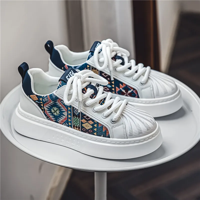 

2025 Luxury Shell head Sneakers Men Fashion Canvas Casual Shoes Man Design White Men's Skateboard Shoes Sport zapatillas hombre