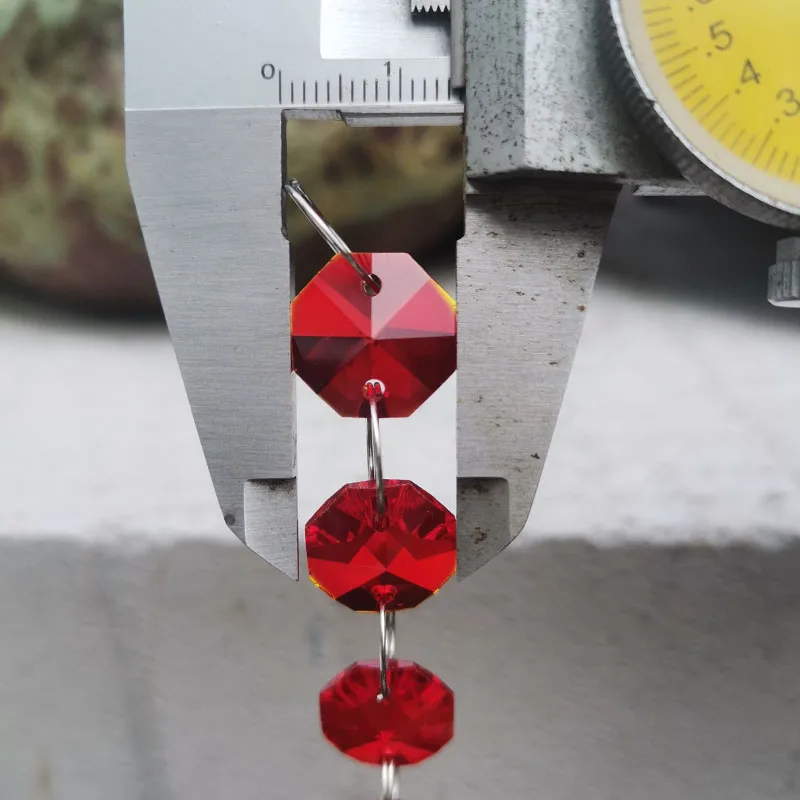 

14mm Crystal Red Octagonal Beads Prism Chandelier Parts Rainbow Maker Prisms Suncatcher DIY Making Chain Glass Octagon Beads