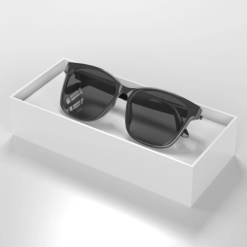Smart Bluetooth Audio Glasses Stylish HD Speakers & Mic for Wireless Music & Calls UV400 Sunglasses with Magnetic Charging Case view 6