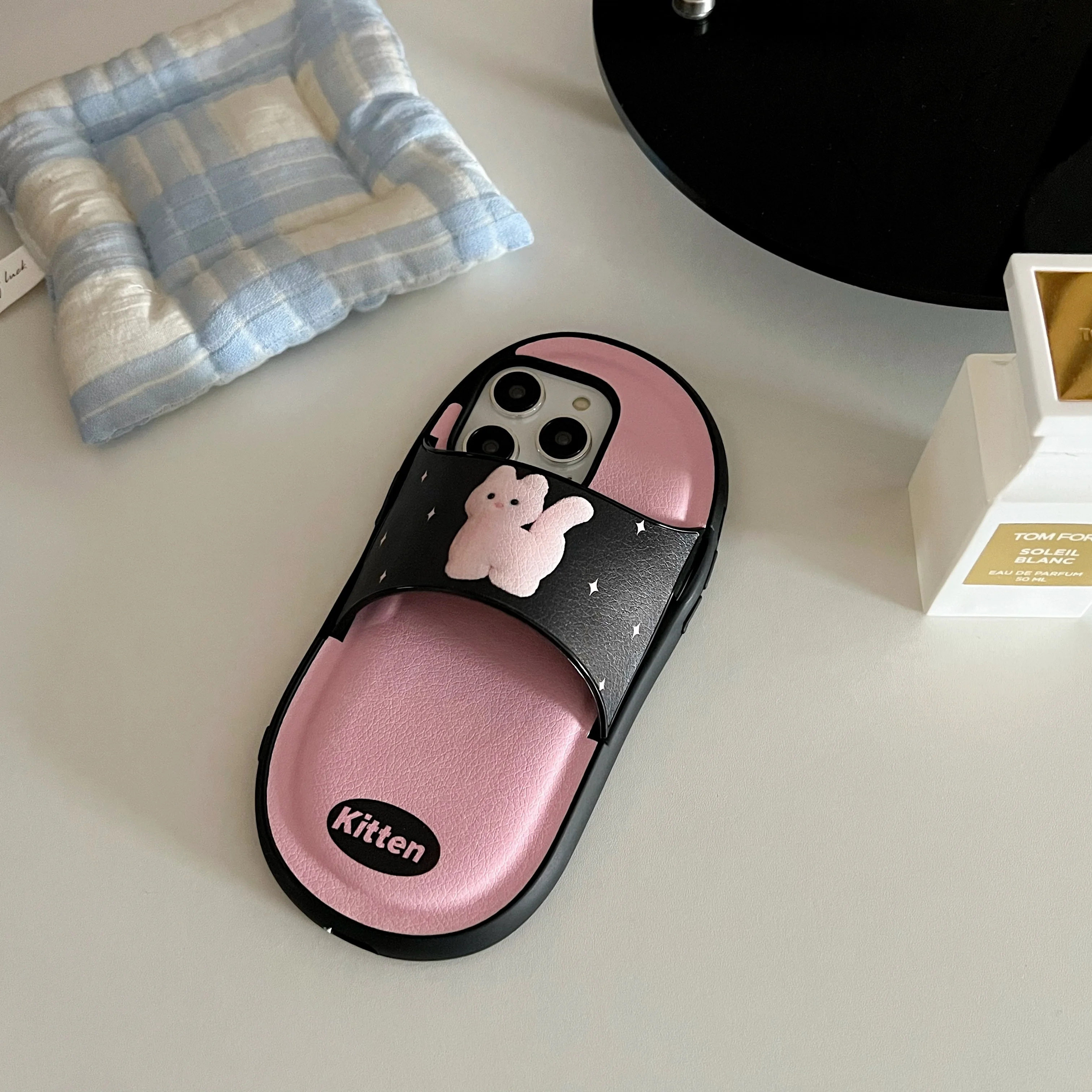 Korean INS Funny Pink Kitty Leather Slipper Case for iPhone 15 14 13 Pro Max Back Phone Cover for 12 11 X XR Xs 7 8 SE2020 Funda