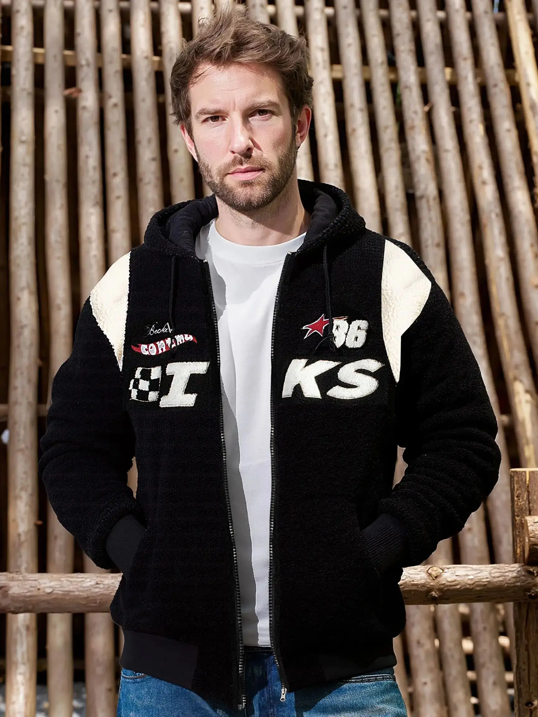 

Мужская винтажная флисовая куртка с капюшоном из шерпа в гоночном стиле - повседневное теплое флисовое пальто с вышивкой в стиле пэчворк на осень и зиму