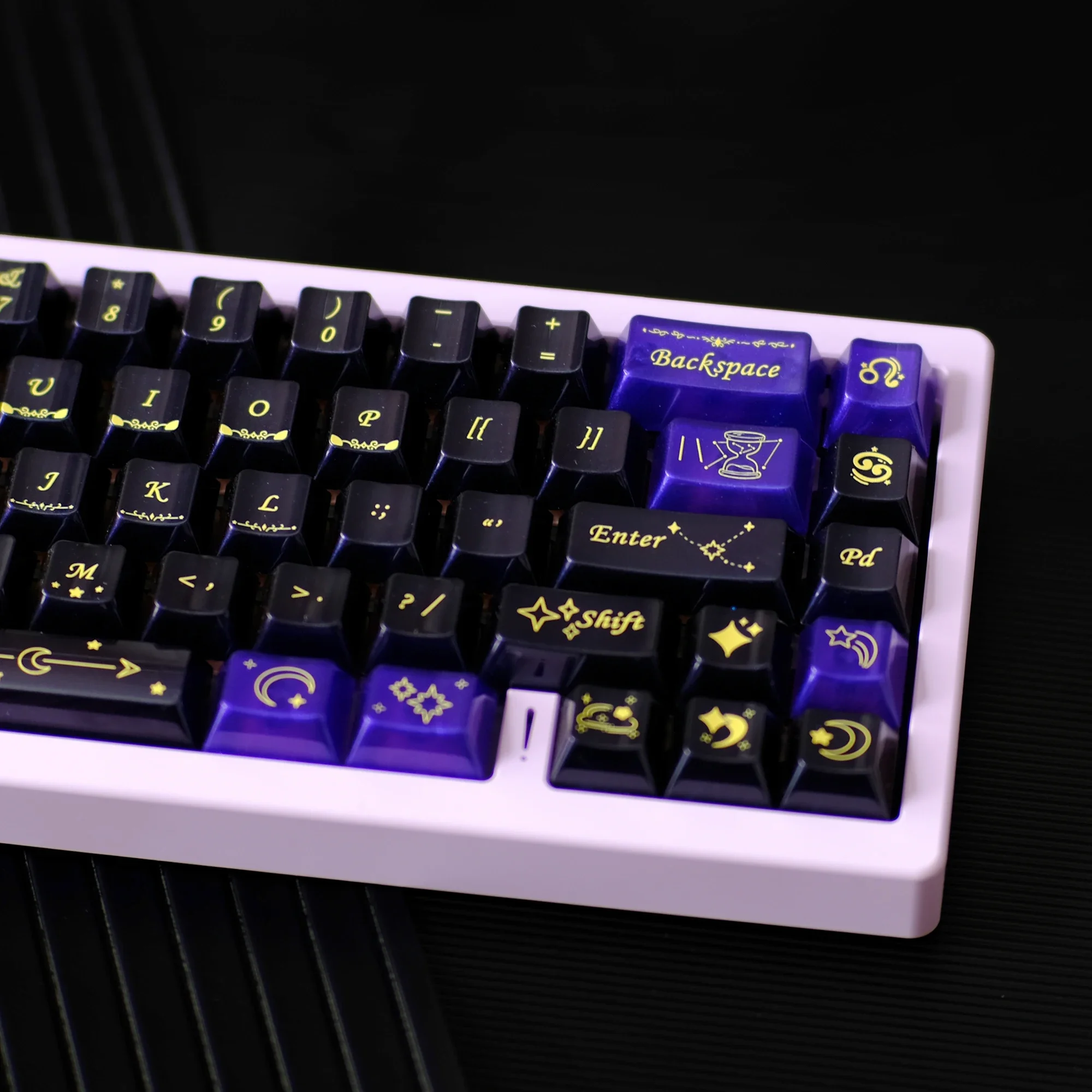 

KBDiy Cherry Profile PBT Колпачки для клавиш со сверкающими звездами для механической игровой клавиатуры 140 клавиш на заказ, светящийся блестящий порошок с УФ-принтом aula F87 F108 F99 Pro ACE60 ACE68 RAINY75 AK74 gx8