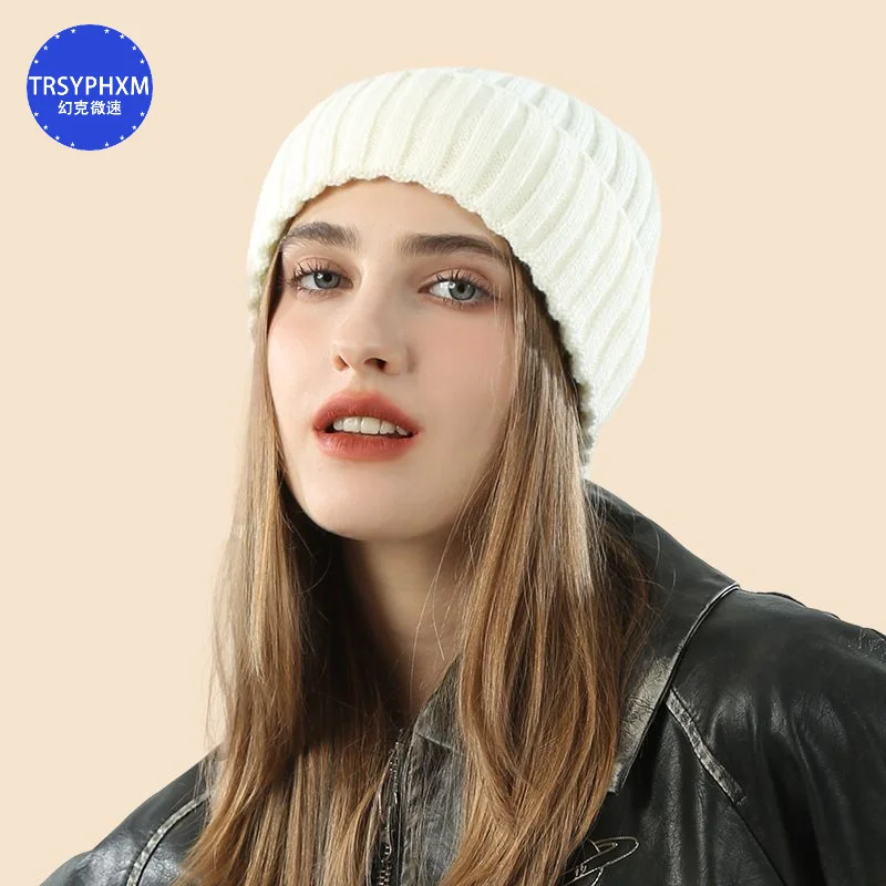 

TRSYPHXM 2024 new Women's winter hat looks small, versatile, ear protection, cute black hat, warm knit hat