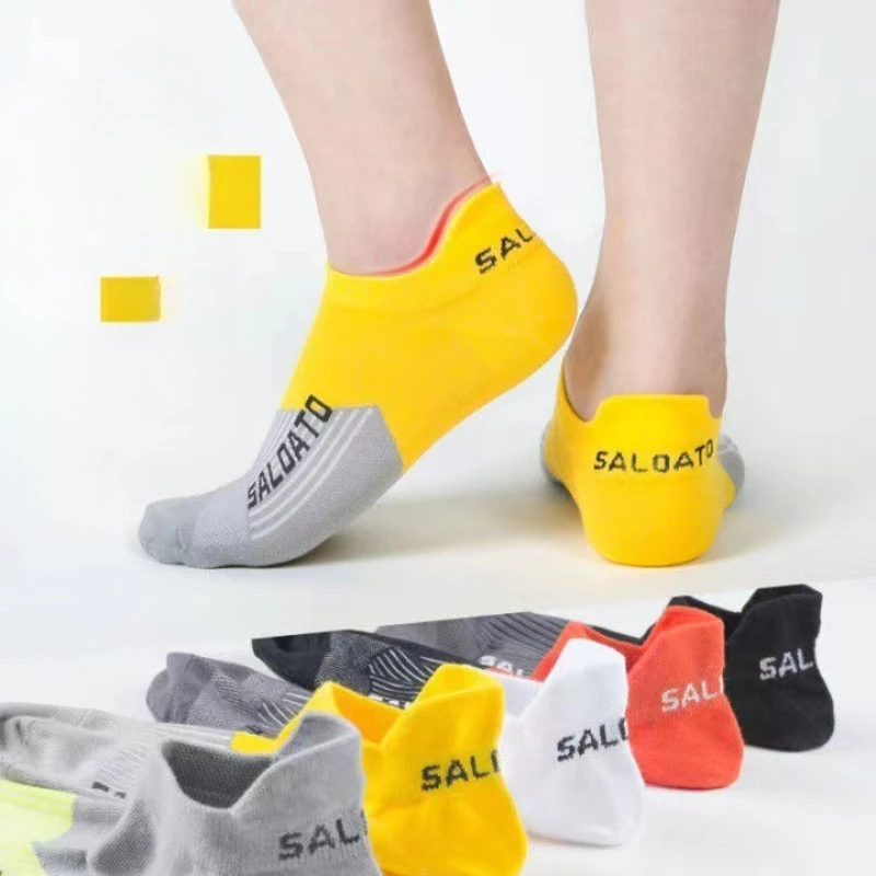 5 Pairs Men's Crew Socks,Thin Mesh Breathable Athletic Socks,Moisture Wicking Anti-Odor Sports Socks, Durable Non-Slip Versatile