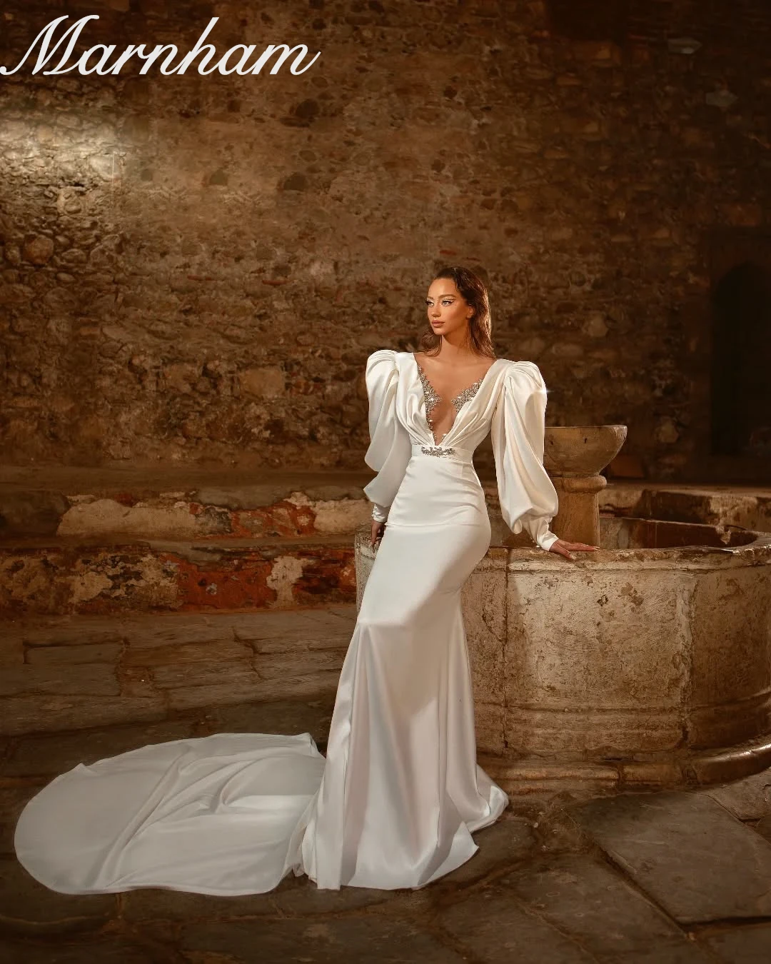 Marnham V Neck Pleat Bride Robe Illusion Mermaid Bridal Dress Sexy Pearls Wedding Gown Customized Vestido De Novia Court Train