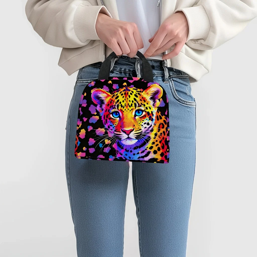 Insulated Lunch Bags Suitable for Work Travel Picnics Leopard Print Totes with Zipper Closure Machine Washable Cooler Boxes