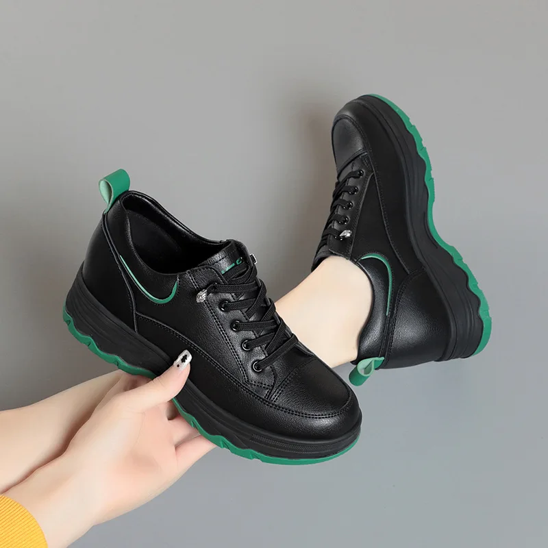Comfortable Soft Leather Running Sneakers 2024 New Spring Autumn Middle-aged Elderly Fashion Chunky Causal Women Mother Shoes