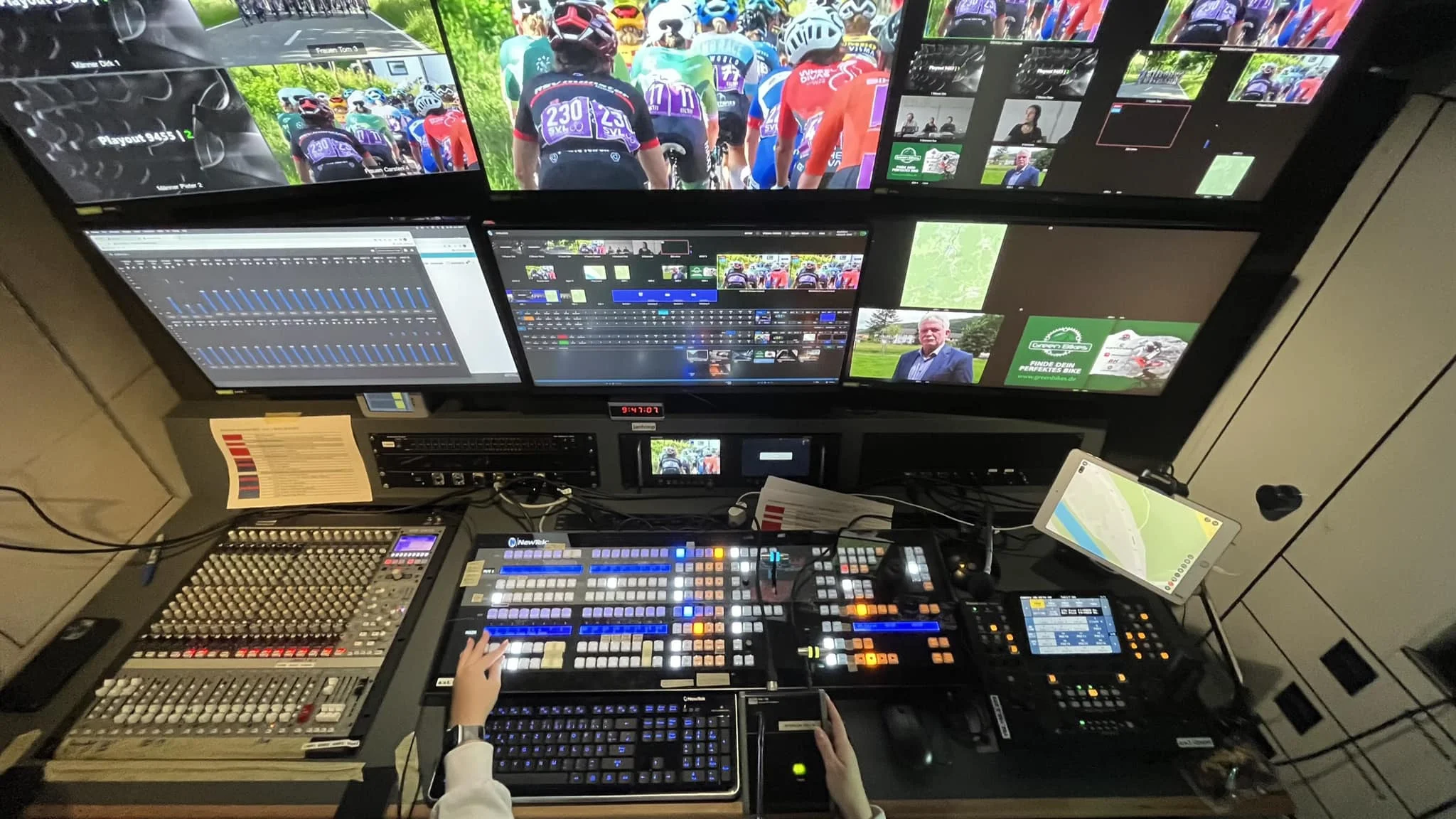 

Broadcast Multi- Functional 12GSDI Optical Fiber Extender Over Single Mode Fiber 10KM