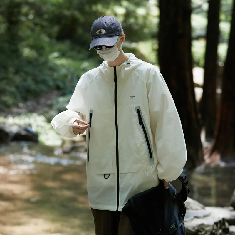 

Men's Summer 2025 New Ice Silk Thin Hooded Outdoor Sun Protection Clothing Breathable Lightweight UV Protection Faionable