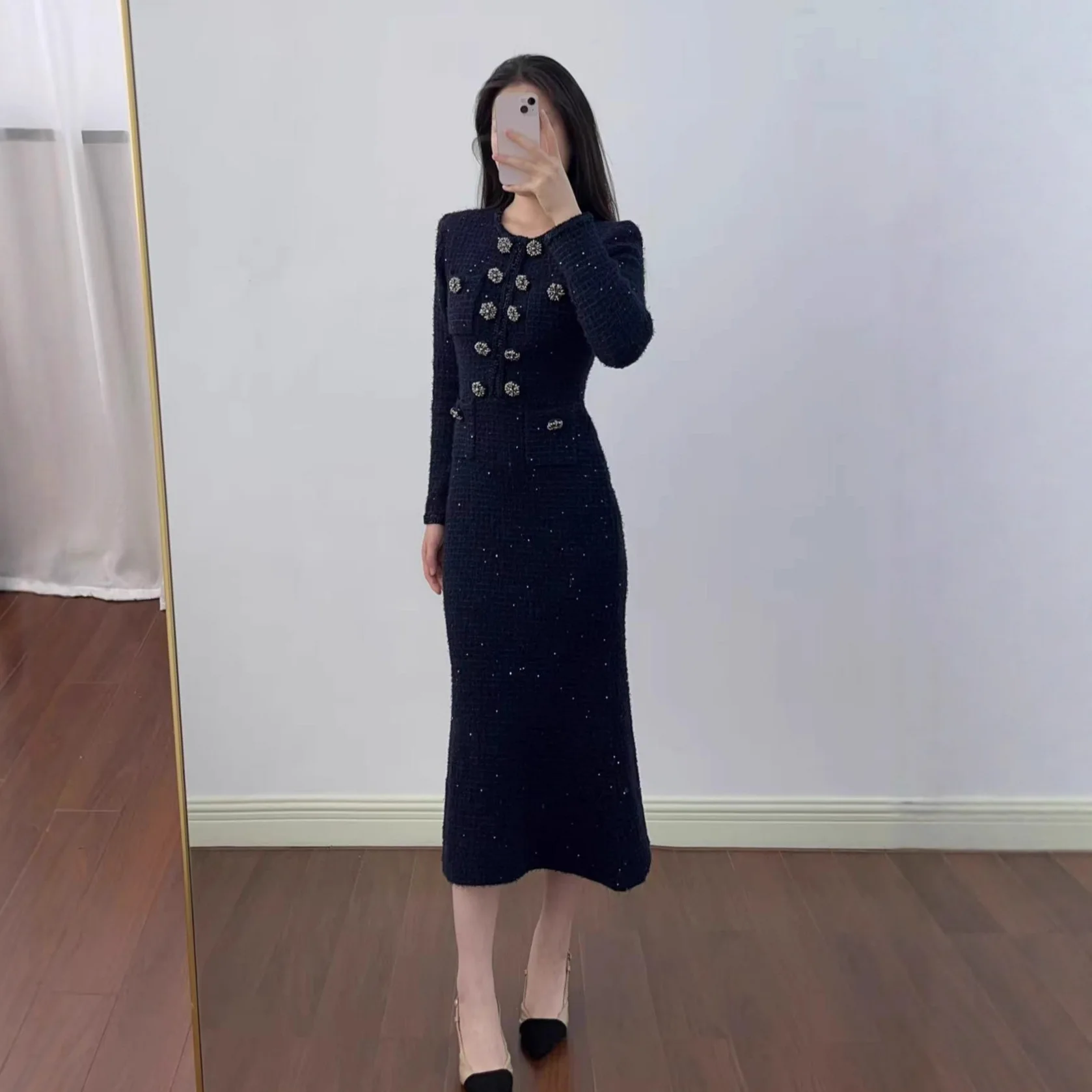 

【Gift Free】2025 SP Autumn Winter Elegant Sparkly Double-Breasted Slim Knit Long Sleeve Dress for Women