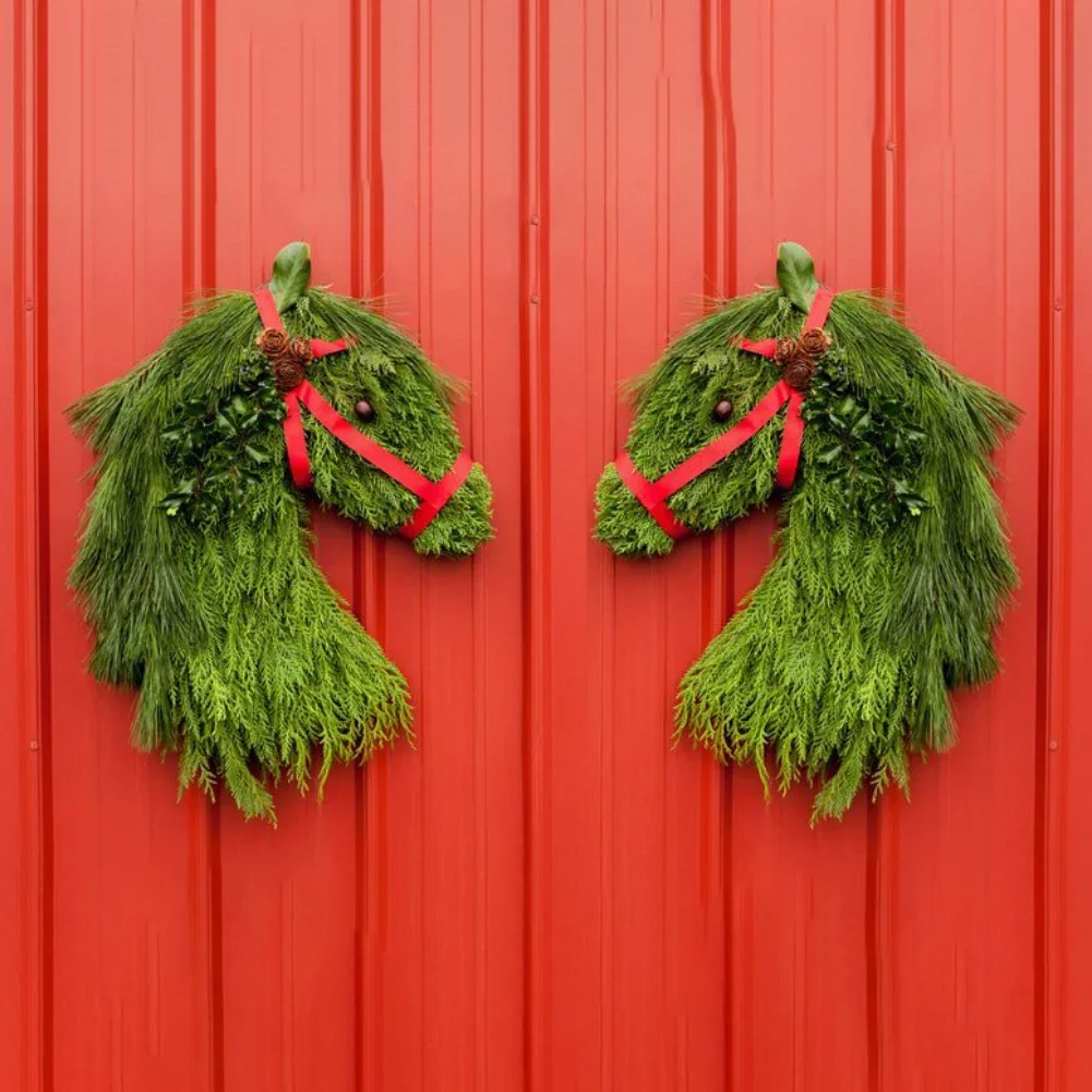 Christmas Horse Head Pine Needle Garland Decoration Front Door Decor Xmas Scene Arrangement Horse Head Garland Farm Decor