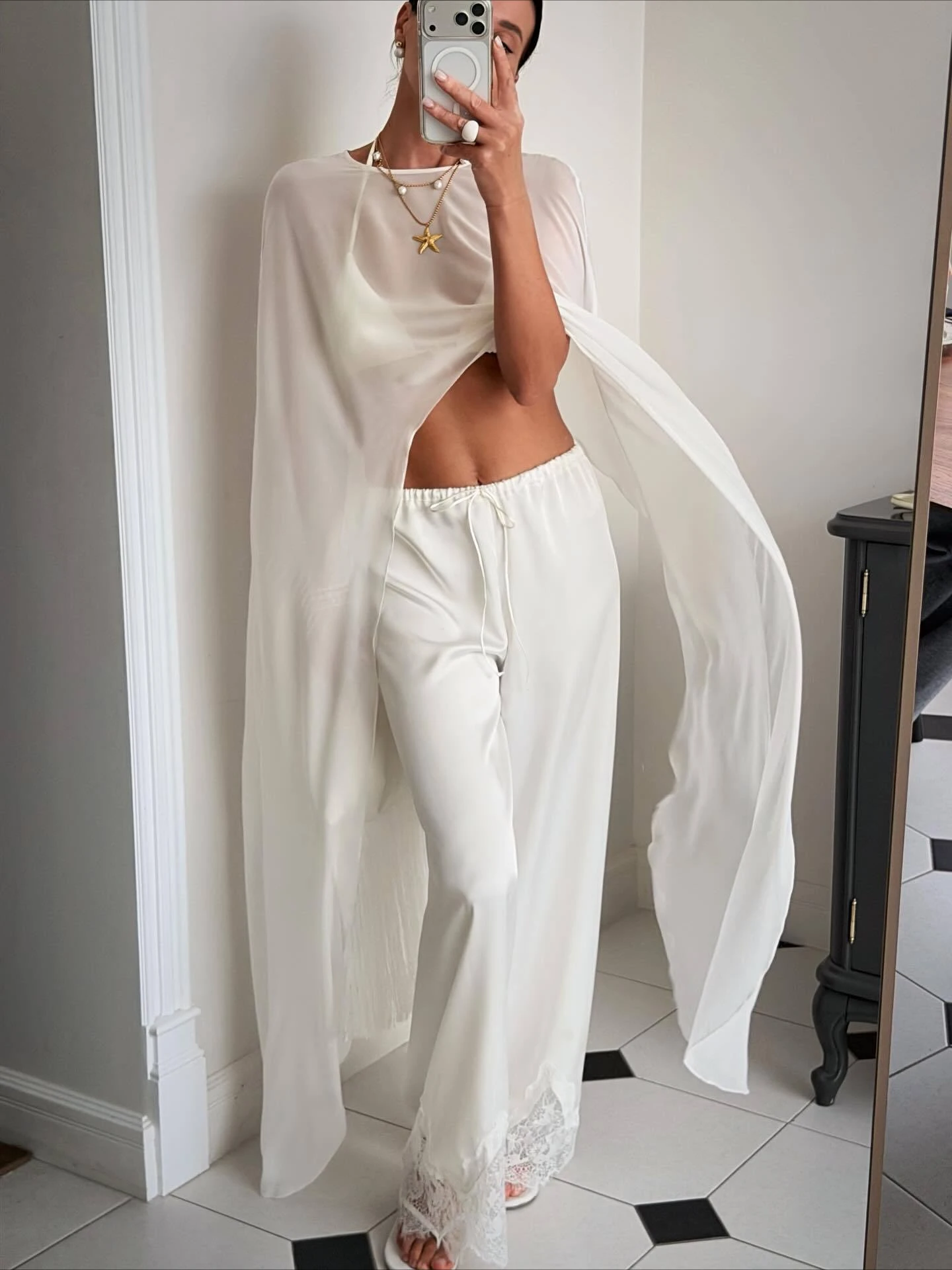 Fashion Casual See-through Long Cover-ups Women's Sexy O-neck Hollow Out Solid Tops Female Holiday Beach Blouse Top Streetwear