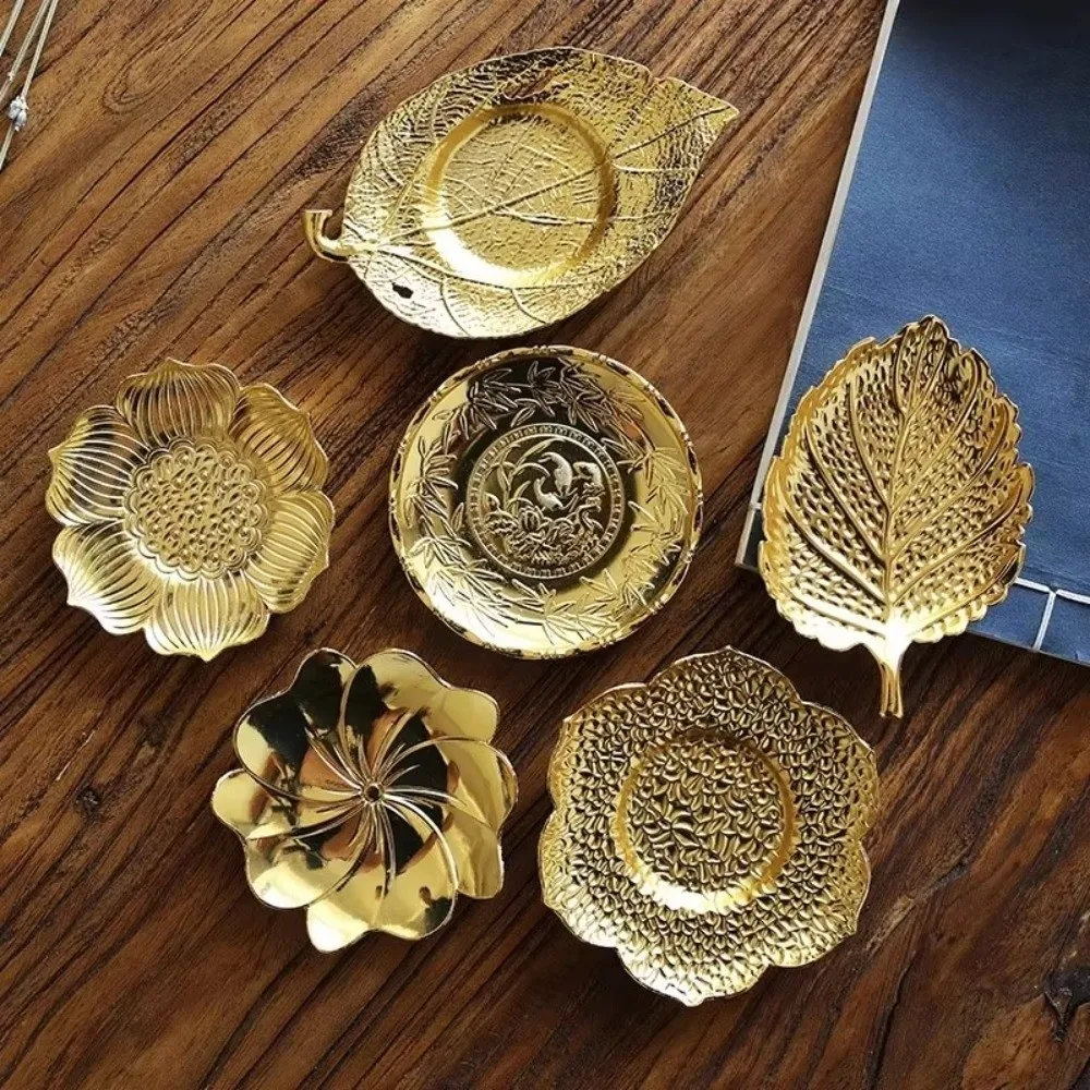 Chinese Style Retro Metal Coaster Elegant Golden Insulation Pad Heat Resistant Exquisite Tea Ceremony Decoration Home Decoration