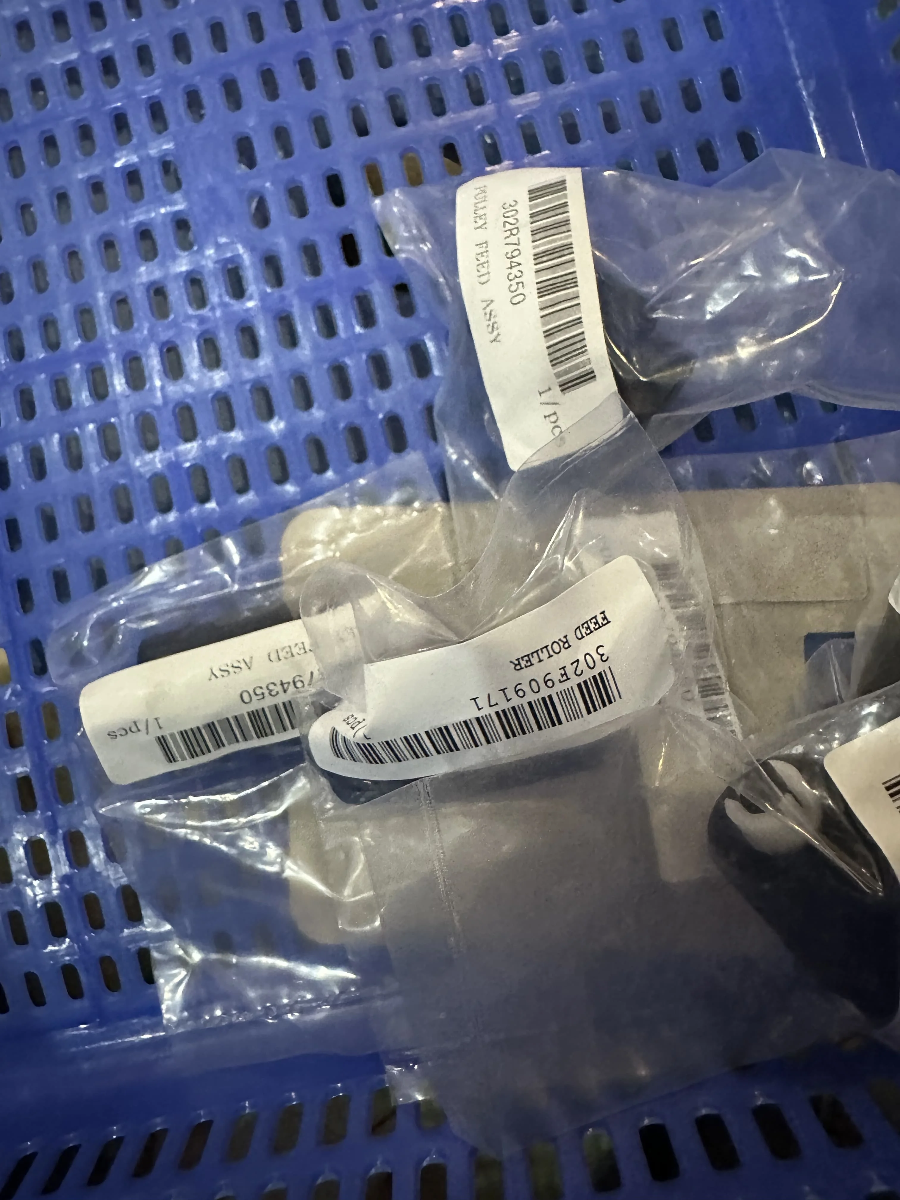 ลูกกลิ้งแยกกระดาษป้อน 1X 302R794350 302F909171 302F909170 สำหรับเครื่องพิมพ์ Kyocera ECOSYS P5021 P5026 M5521 M5526