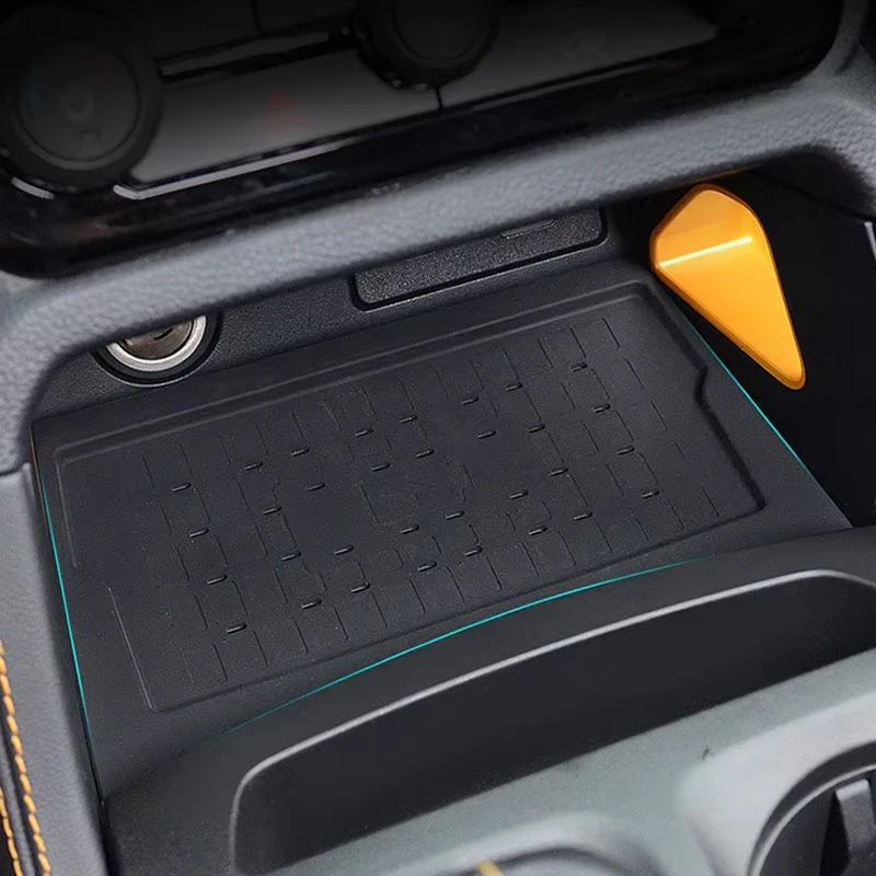

Подходит для Ford Ranger 2023 2024, силиконовый автомобильный противоскользящий коврик для центральной консоли, беспроводной коврик, нескользящий пыленепроницаемый защитный коврик