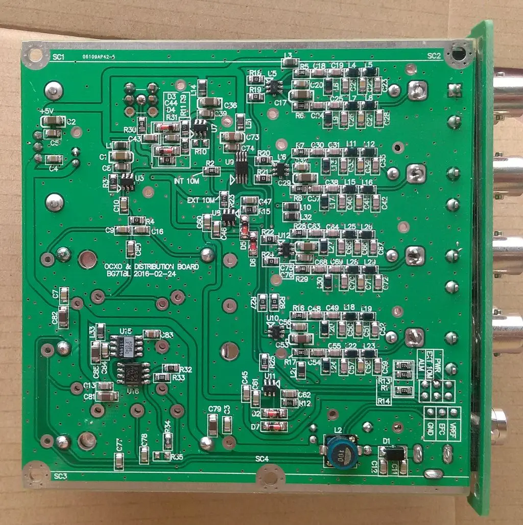 8 Channel 10MHz Frequency Distribution Amplifier OCXO Reference Clock Splitter Signal Distribution Board