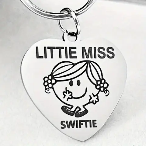 10 best sales Taylor Swift - №3