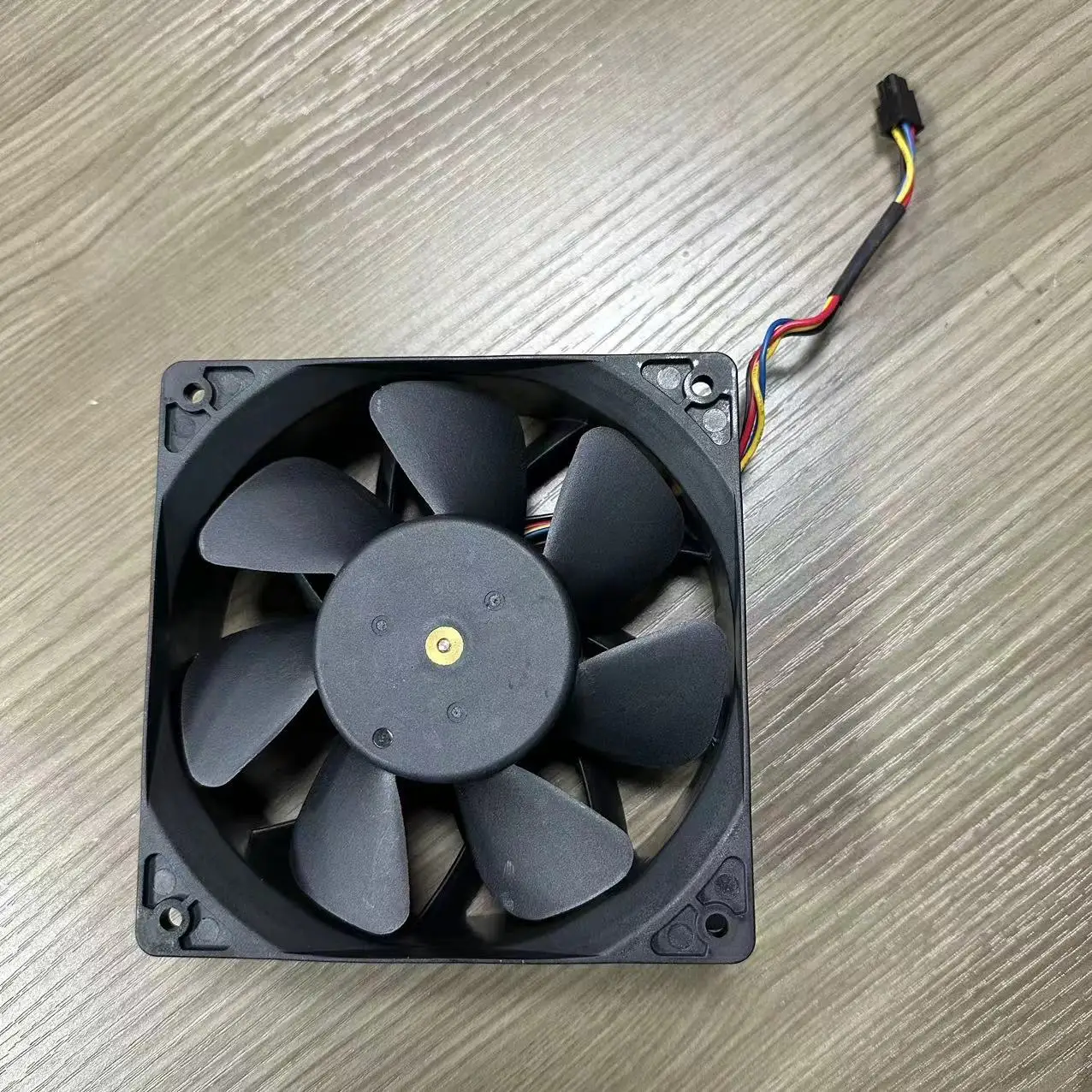 Brand new analon fan 7000 speed  be use for 1126pro 1166pro 1246 1326 1346