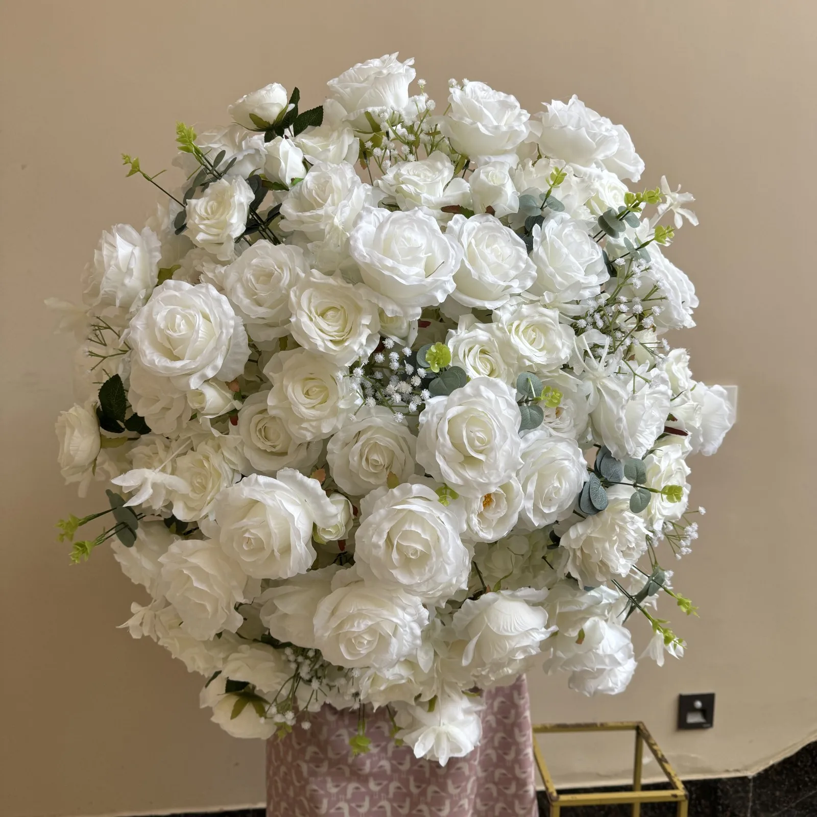 

Customized Rose Hydrange Aritificial Flower Ball Road Leading White Silk Flower Ball Wedding Decoration Table Centrepiece Deocr