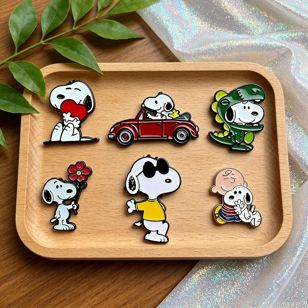 

2/4/6Pcs Cute Snoopy Cartoon Enamel Pins Set Lapel Brooch Badge for Backpack Clothes Fashion Accessory Holiday Gift