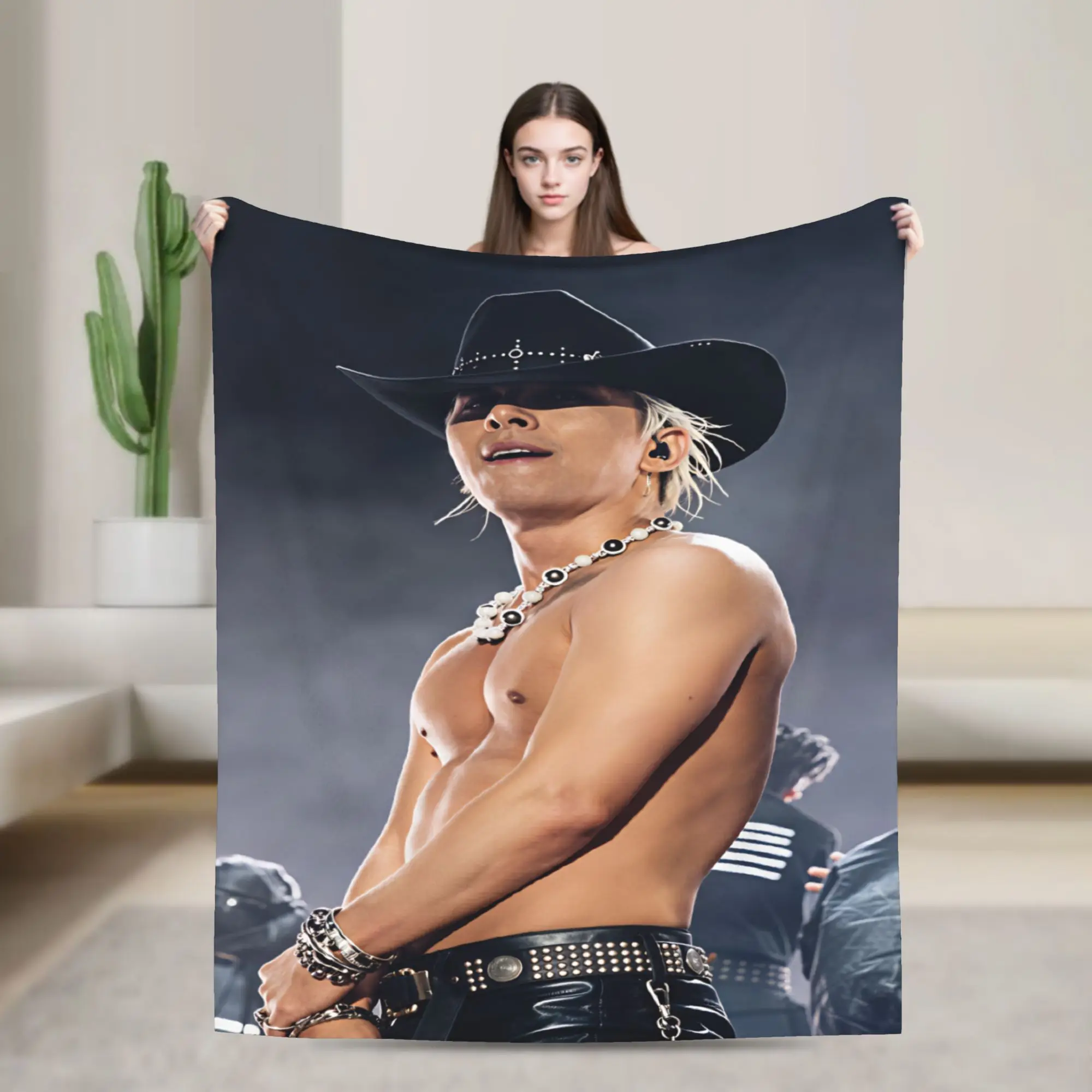 Singer T-TAEYANG  Flannel Blanket  Warm Throw Blanket for Home Decor Travel Office Funny Bedspread Sofa Bed Cover