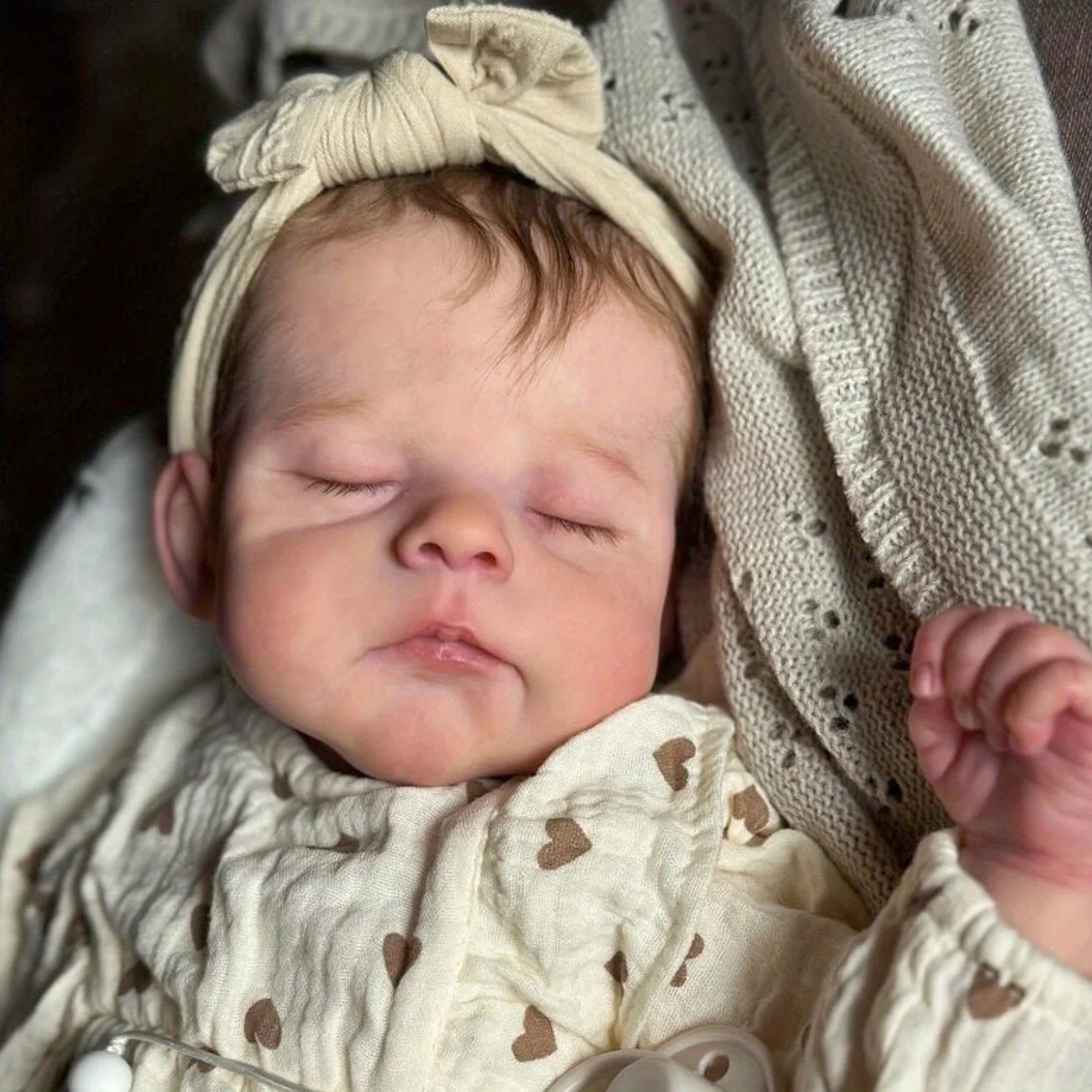 

AONPENG 45cm 18inch Asleep Reborn Doll, 3D Veined Skin, Vinyl Limbs & Cloth Body, Handmade Bedtime Toy & Birthday Gift
