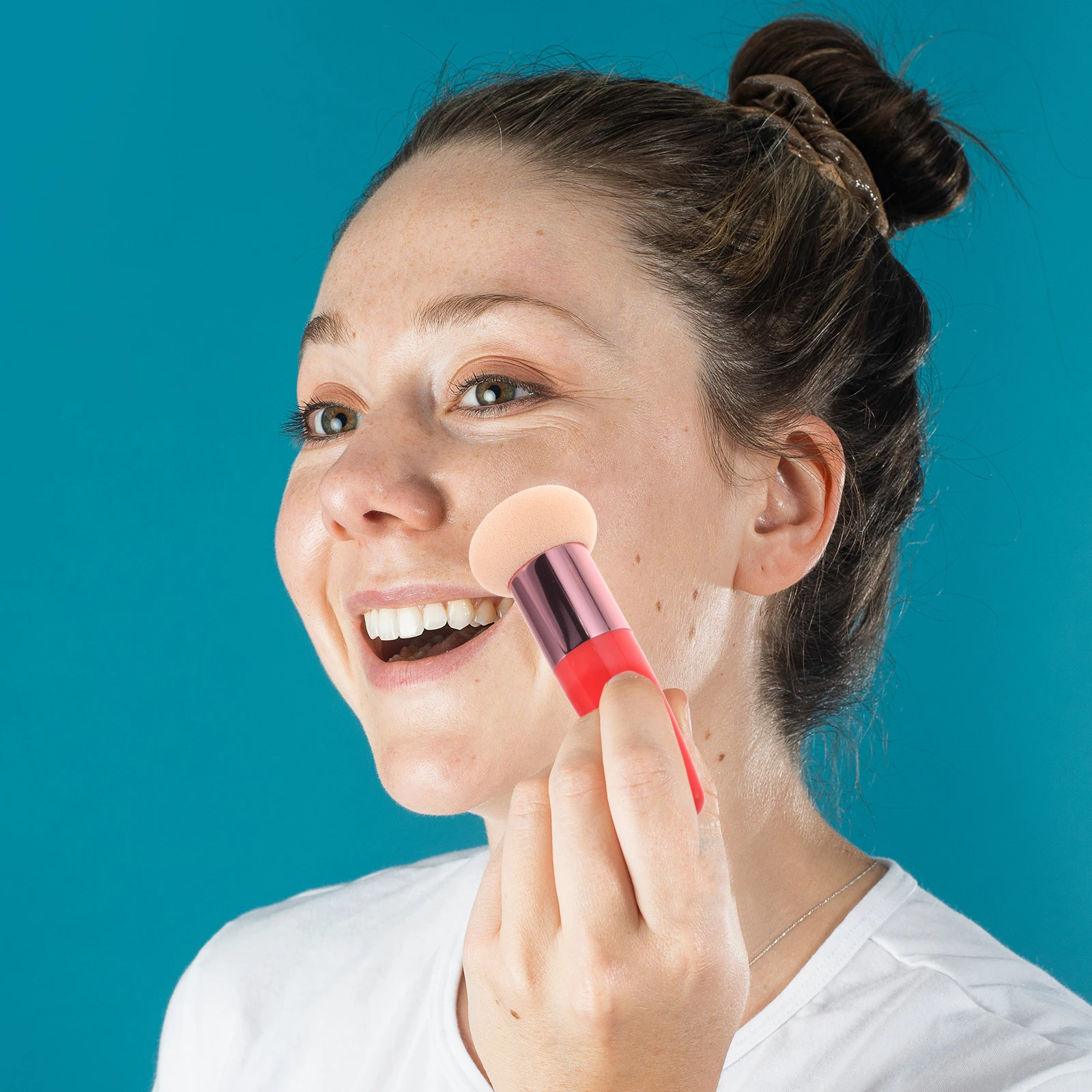 3 ชิ้นแปรงแต่งหน้าปากกาพรีเมี่ยมเครื่องมือเสริมความงามแบบพกพาสำหรับรองพื้น บลัชออน คอนซีลเลอร์ ใช้งานได้อย่างราบรื่น สำหรับผู้หญิง