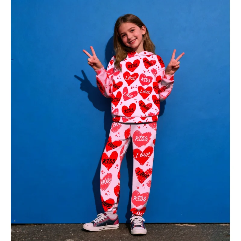 

Cute Girls 2 Piece Sweatsuit Set - Love & Kiss Heart Print Casual Tracksuit for Kids