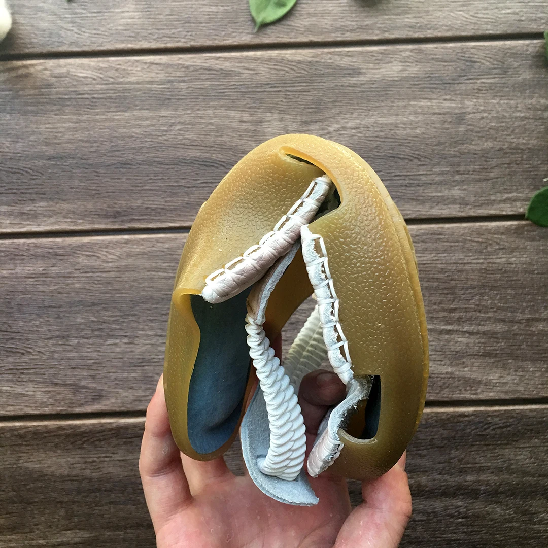 Careaymade-Summer Genuine Leather slipper Hand-Stitched Simple Comfortable big size Women\'s Sandals leisure Flat man Beach shoes