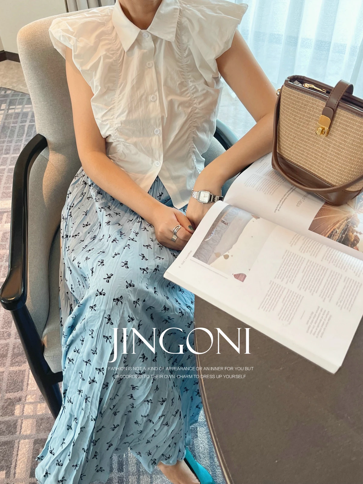 White Shirts Blouses Y2k Women Clothing 2024 Summer Fashion Korean Style Elegant Vintage Shirring Tops Short Sleeve Crop New