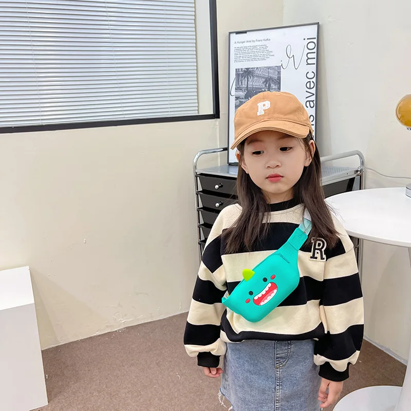 Parent Child Silicone Breast Bag Children\'s Cartoon Animal Smiling Dinosaur Breast Bag Student Cute Bear Mobile Phone Jelly Bag