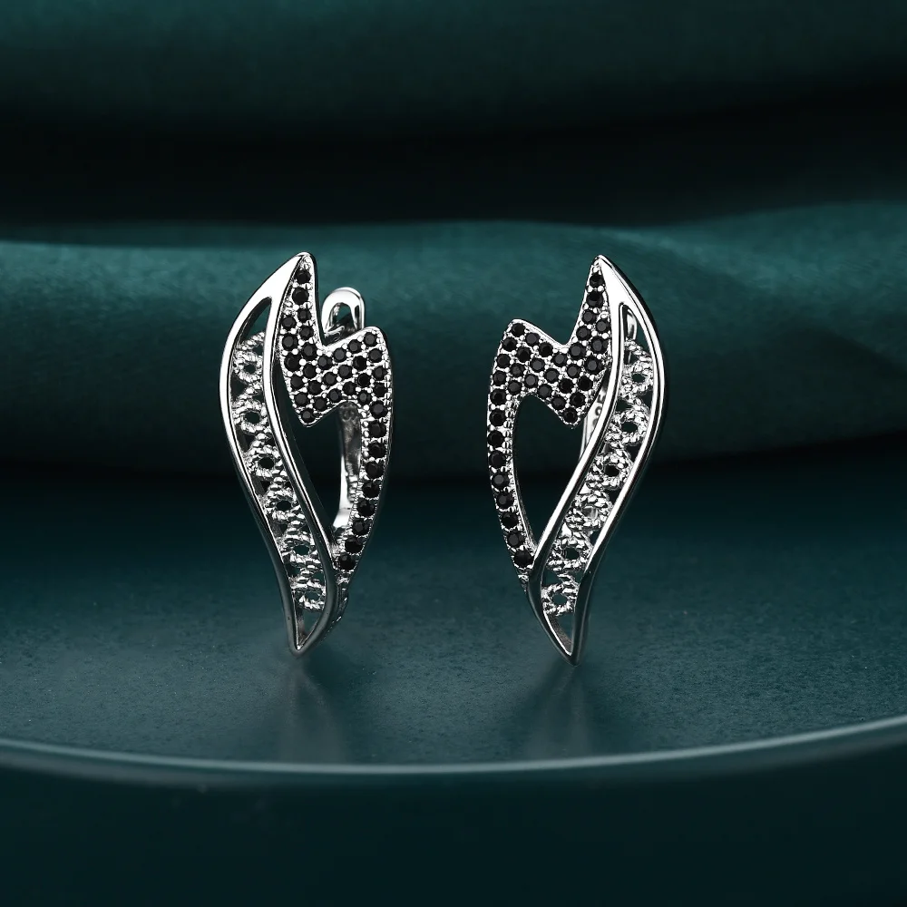 Black Awn 2026 New Heart Hoop Earrings For Women Classic Silver Color Trendy Spinel Engagement Fashion Jewelry I278