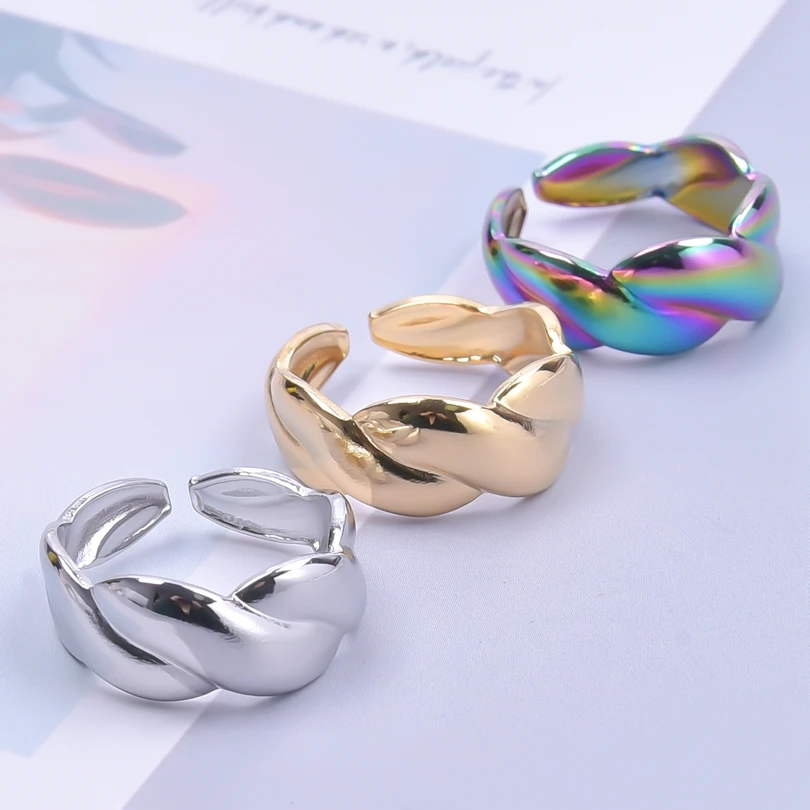 

Titanium Steel Gold Color Twist and Fashionable Rings for Womens Simple and Adjustable Trending Product Ring Jewelry Party Gifts