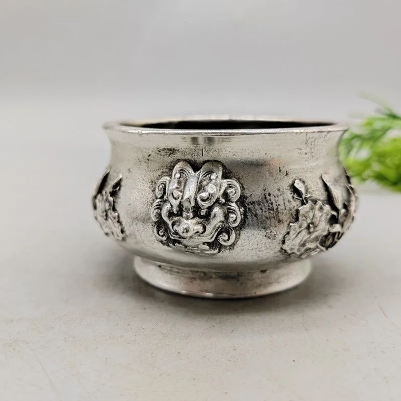Manufacturer wholesale of antique-style, distressed alloy lion head and dragon-phoenix cylinder relief decorations, handicrafts,