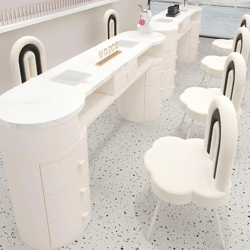 Estetyczne europejskie stoliki do manicure z miejscem do przechowywania, stacja do manicure, wyposażenie stacji do manicure, leniwe stoliki do manicure, modne meble.