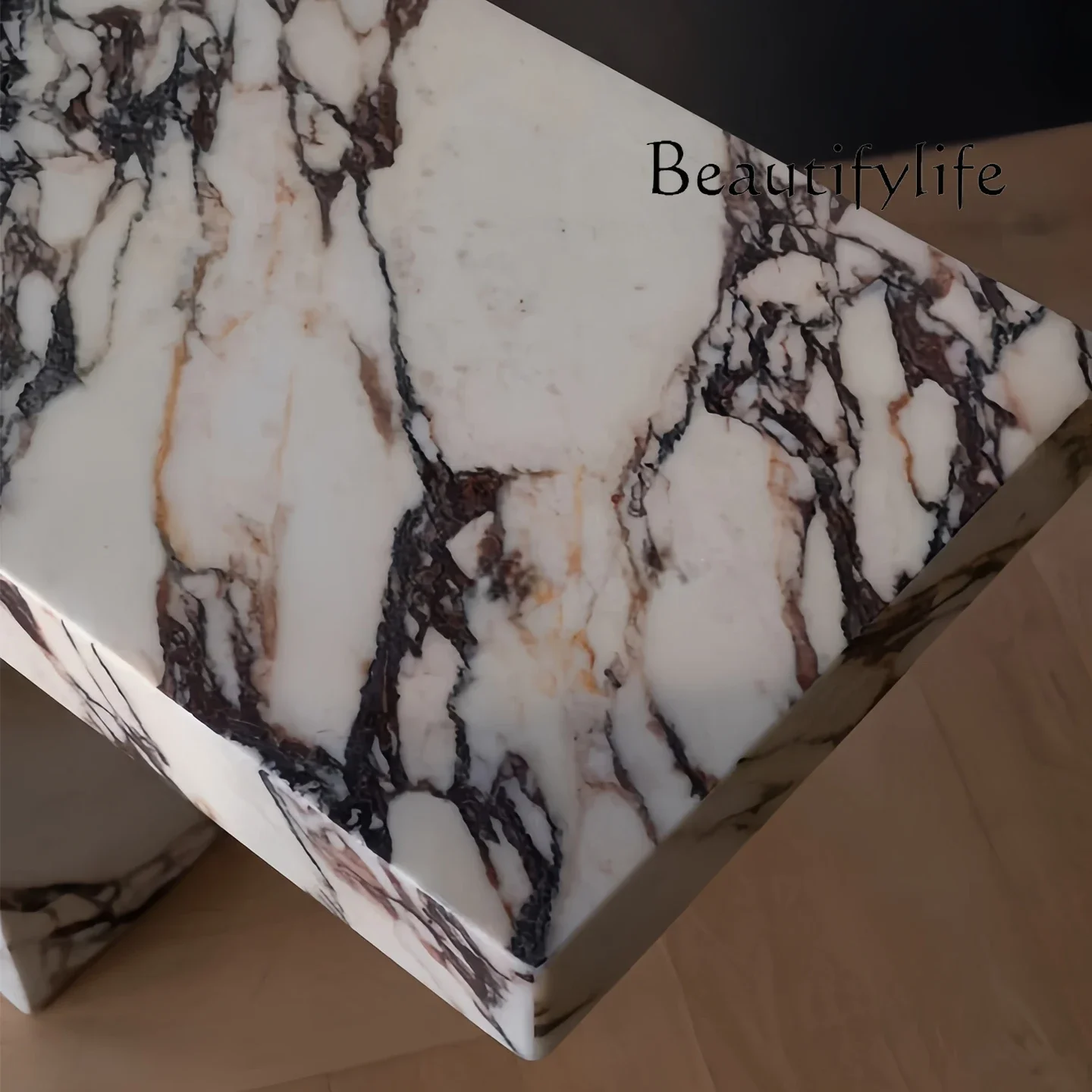 C francês retro caraca roxo medieval mármore varanda mesa atmosfera design porta de entrada retangular