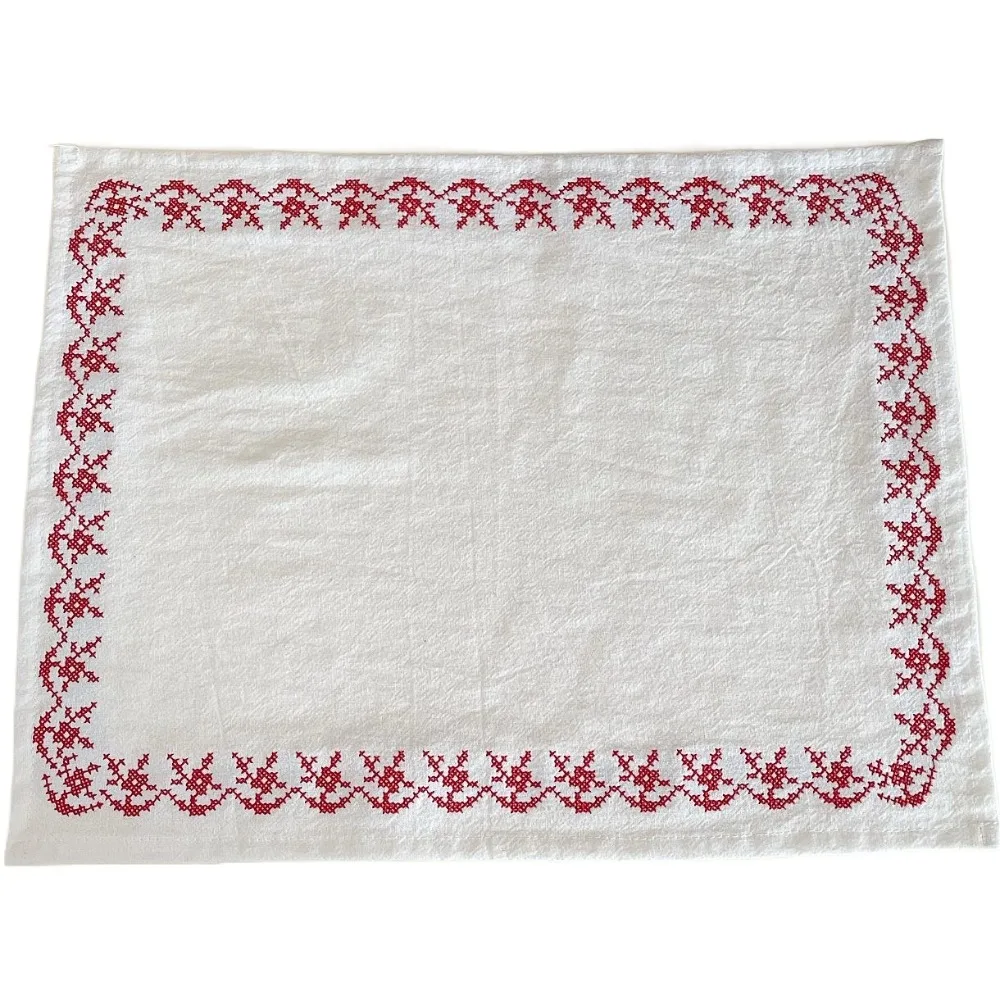 

Cuisine Background Cloth Pure Cotton Retro Embroidery Meal Mat Square 29*37cm Table Napkin Exquisite Convenient Cover Cloth Home