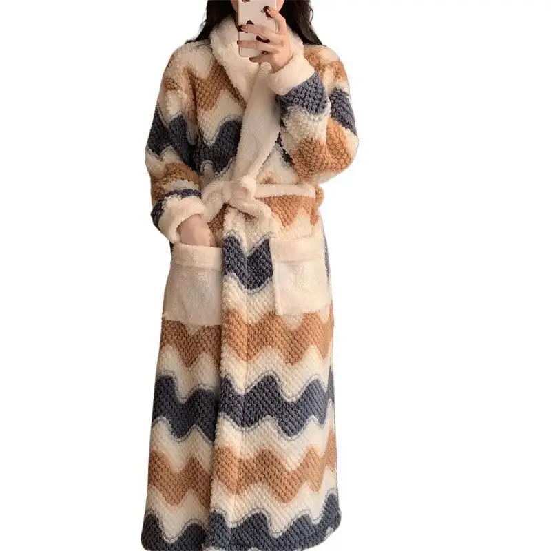 cute-women's-pajamas-warm-robe-sets-winter-sleepwear-couple's-home-clothes-cozy-autumn-season-couple's-matching-pajamas