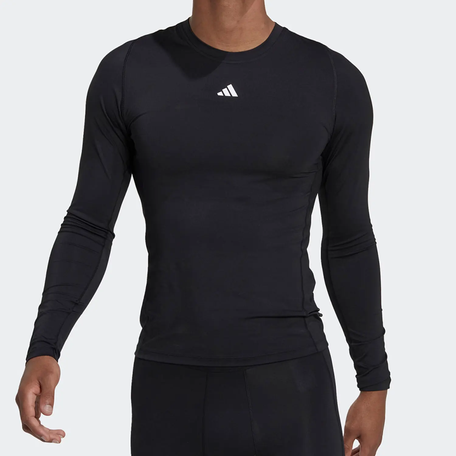 

Adidas подлинная новая мужская удобная футболка для фитнеса с длинным рукавом HK2336