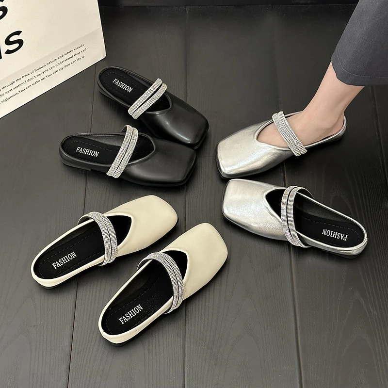 

2025 NEW Women's New Round Toe Flat Bottom Slippers Hollow Short Diamond Sexy Flat Bottom Sandals Женская Обувь