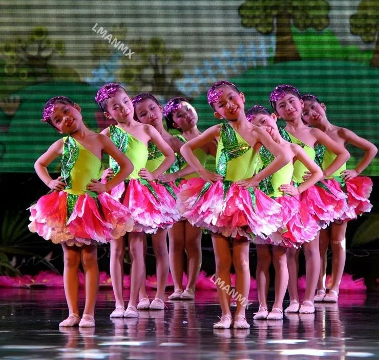 Nieuwe Kinderdag Chinese Uitvoering Kostuums Kinderen Showcase Jasmijn Dansjurken Bloemblaadjes Podiumkleding