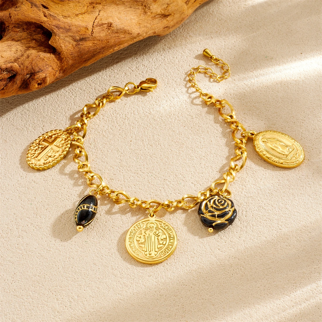 DIEYURO 316L สแตนเลสสตีลโกลเด้นรอบภาพเหมือนครอสสีดำโรสจี้สร้อยข้อมือผู้หญิงใหม่คลาสสิกข้อมือเครื่องประดับของขวัญ