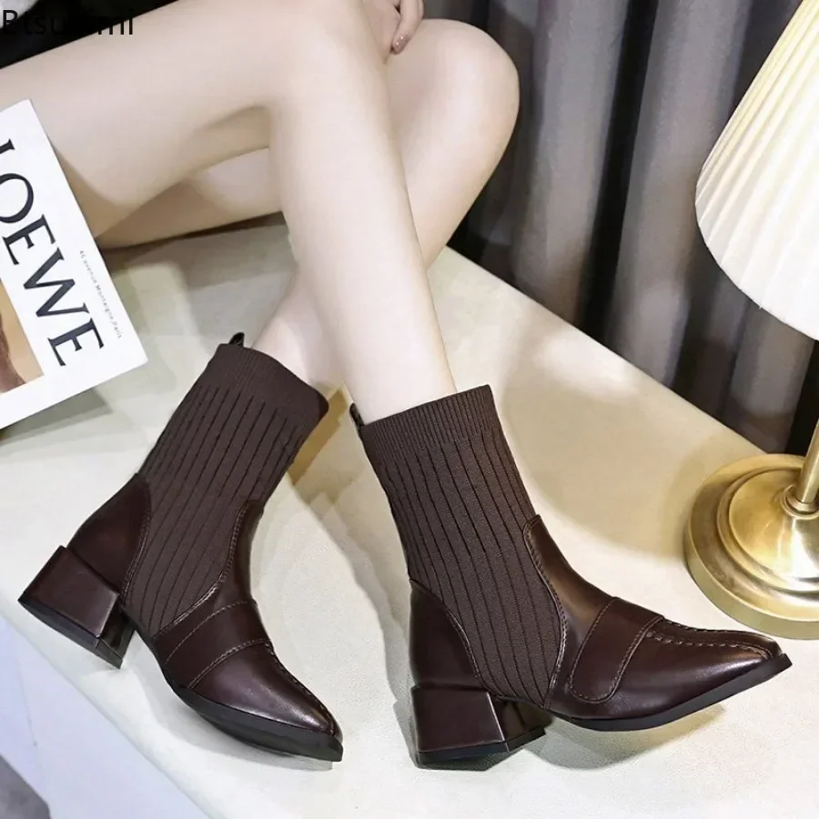 2024 Women's Fashion Short Boots Martin Boots Female Medium Heel Light Socks Shoes British Ladies' Short Boots Zapatos De Mujer