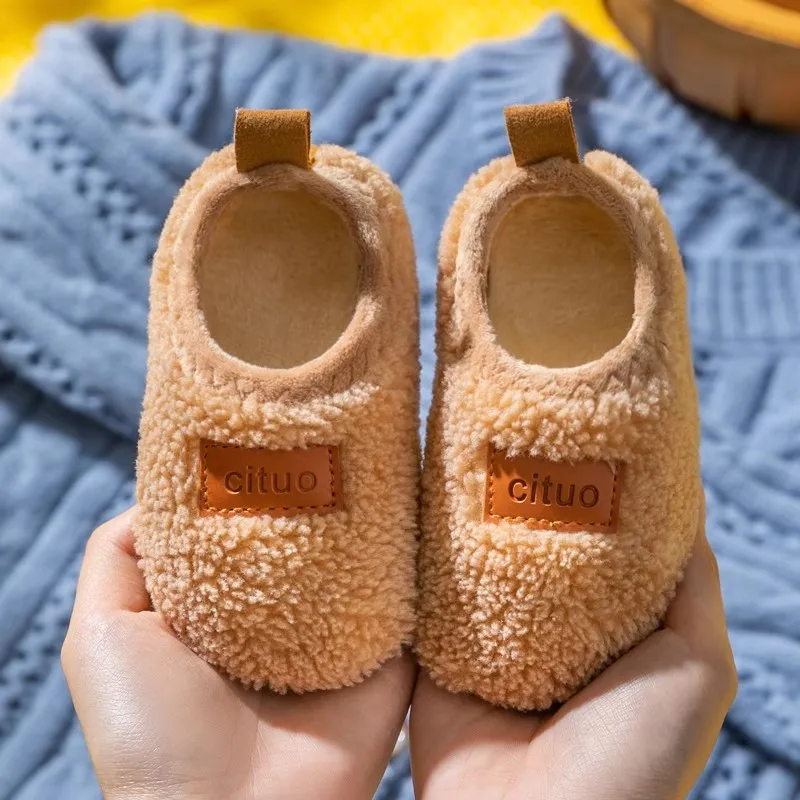 Autunno inverno 1-9 anni bambini peluche pavimento calzino scarpe bambino suola morbida scarpe da passeggio Indoor casa antiscivolo pantofole per