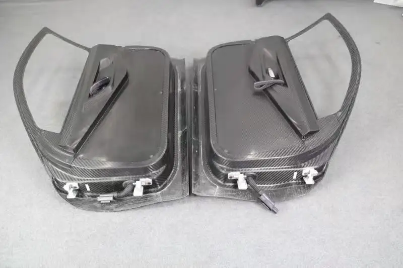 Auto Parts Dry Carbon Fiber Body Kit  Front Car Doors  for F80 F82 M3 M4 GT4 Perfect Fitment