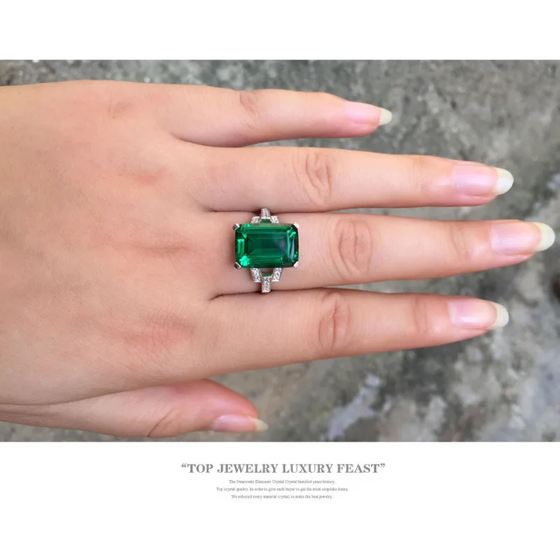 Emerald ring made of 925 silver with colored gemstones plated with 18K white gold - elegant engagement jewelry for ladies