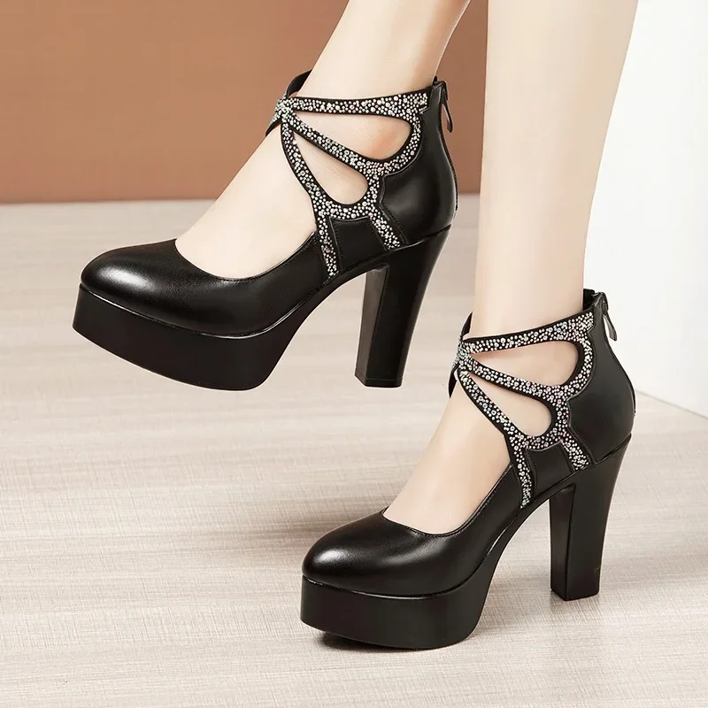 Small Size 32-43 Black Rhinestone Gladiator Shoes Thick Bottom Platform Pumps 2024 Block High Heels Shoes for Office Party Model