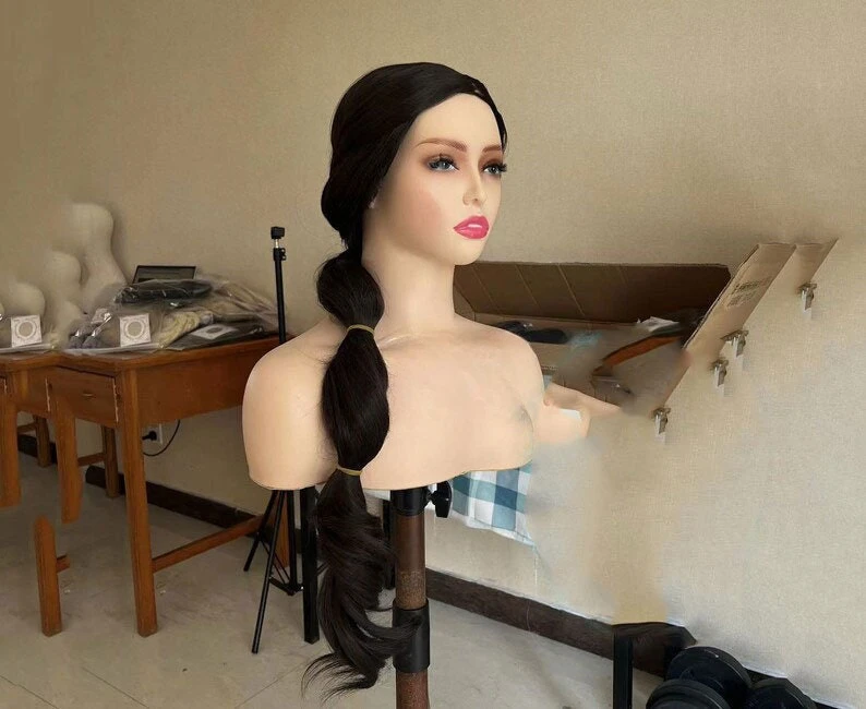 Perücke Cosplay Perücke Prinzessin Jasmin Perücke schwarze Perücke lange geflochtene Perücke Halloween Perücke Kostüm Perücke für Frauen Synthetische Perücke